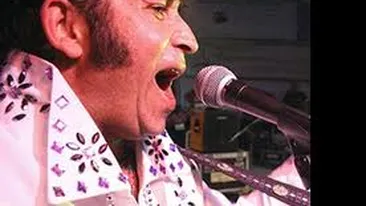 Elvis Romano nu e mort, ci se transforma! Cantaretul rock’n'rrom nu vrea sa-l mai imite pe regele rockului! Vezi de ce!