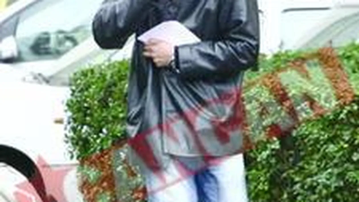 Cioaca poate sa plece oricand din tara