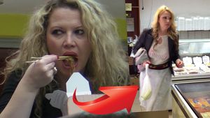 Oana Lis, ce-ai facut? Doar banane si iaurt? Daca anul trecut devora mancarea de la fast-food, acum a schimbat foaia!