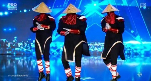 Vezi cele mai tari momente de la „Romanii au talent“. Unii s-au făcut de ras, altii ne-au facut sa vibram de emotie!