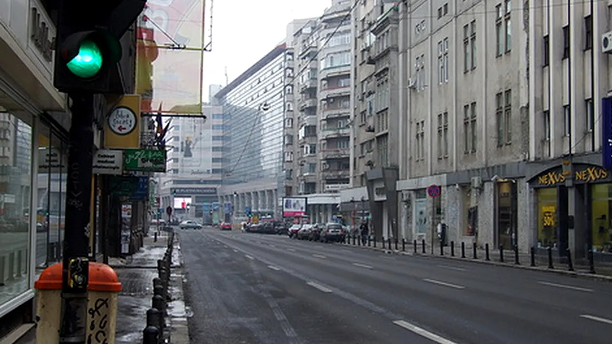 Ce s-a intamplat sambata pe Calea Victoriei: toata lumea s-a oprit sa-i vada! Ce fotografie geniala a iesit