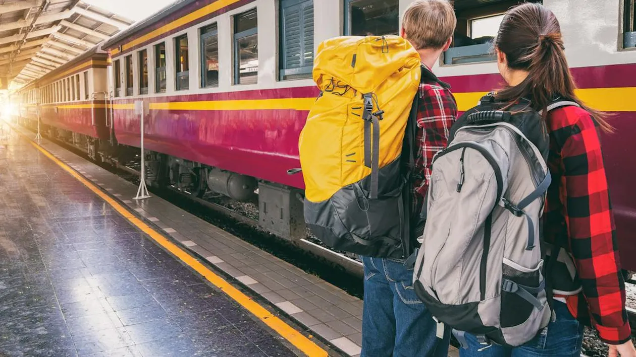 Nu se întâmplă doar la CFR! Pasagerii trenulului de Bruxelles, ținuți 8 ore fără apă, căldură și cu toaletele înfundate