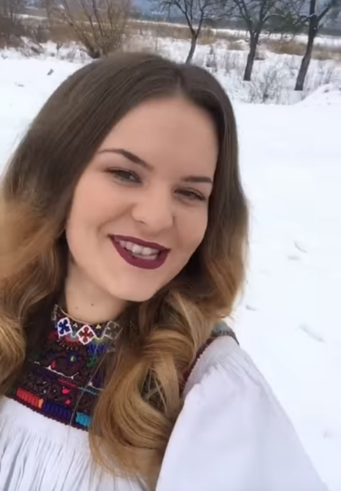 Alina spune că ar țipuri toată ziua dacă ar ține-o vocea