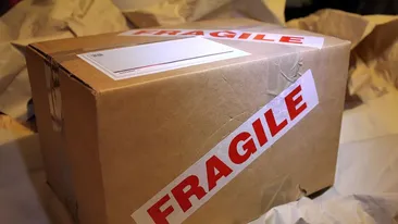 Ireal! Un traficant de droguri a sunat la poliţie să reclame că i s-a furat un colet de cocaină în faţa Autogării Militari