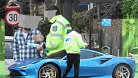 Degeaba a dat 300.000 € pe bolid că poliția nu l-a iertat! Cine e milionarul cu Ferrari F8 Turbo care n-a scăpat de amendă