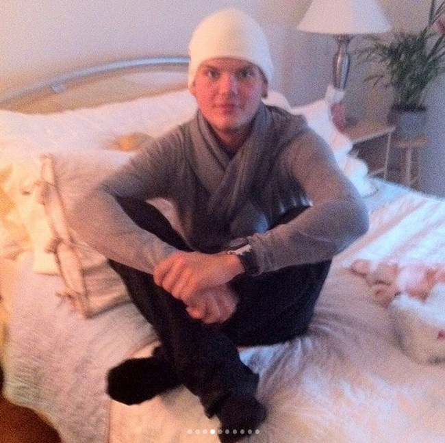 Ultima poză cu DJ Avicii în viață! Se distra pe un yacht, cu băutură la discreție