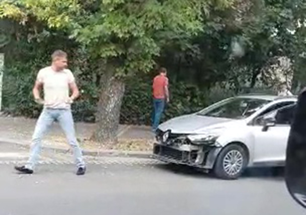 VIDEO. Cristian Boureanu, accident de mașină în centrul Bucureștiului