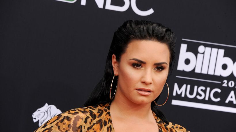 Demi Lovato, dezvăluiri despre perioada Disney. De ce a fost „o provocare” să crească alături de Miley Cyrus și Selena Gomez