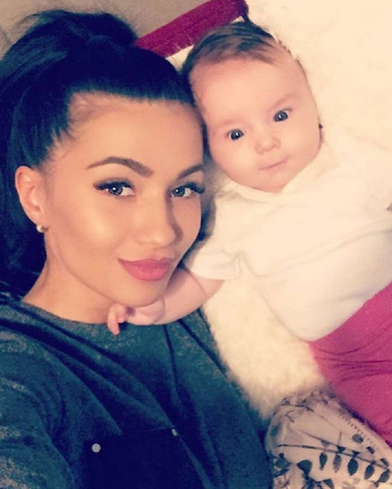 Anda Călin, selfie de pe patul de spital. Mesajul transmis de iubita lui Liviu Vârciu: „Înainte de operaţie…”
