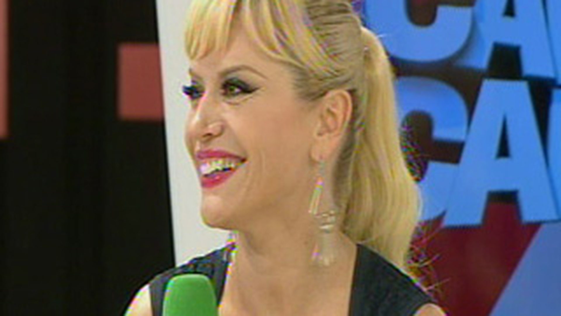 Loredana Groza: "Eu sunt confidenta fiicei mele! Primul ei iubit a fost Smiley"!