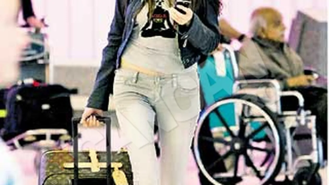 Monica Gabor isi banuieste pana si sora ca a dezvaluit identitatea iubitului chinez! Ramona, in vizorul doamnei Lhamo