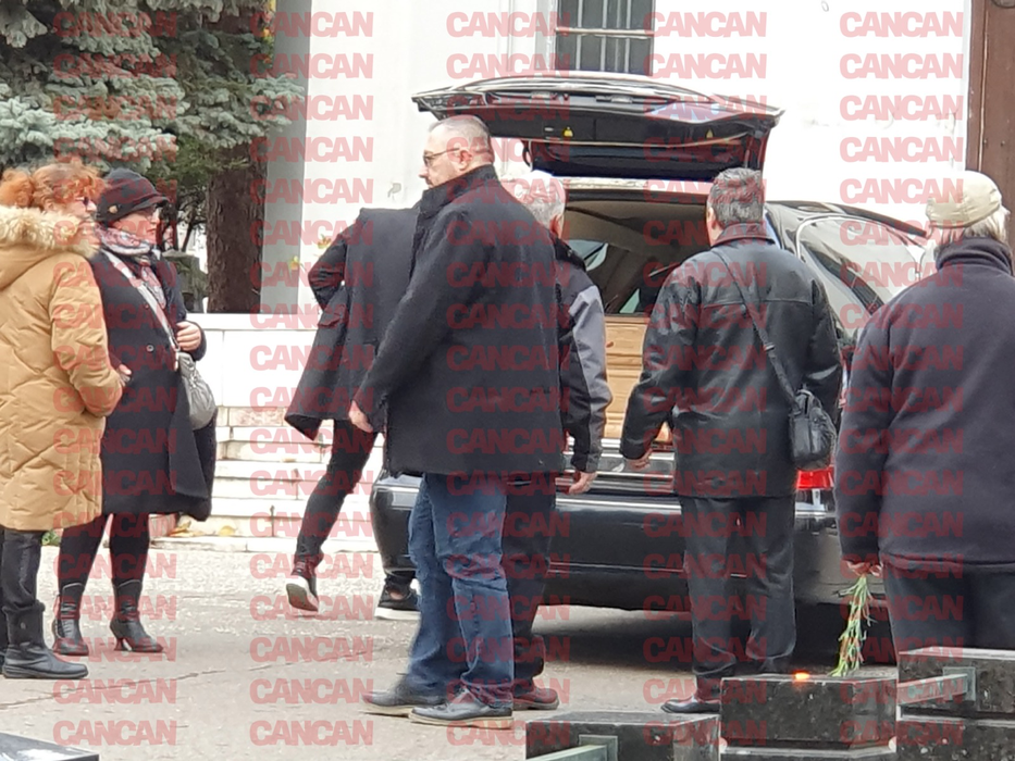 Trupul neînsuflețit al Ronei Hartner a ajuns acasă, în România / sursă foto: CANCAN.RO