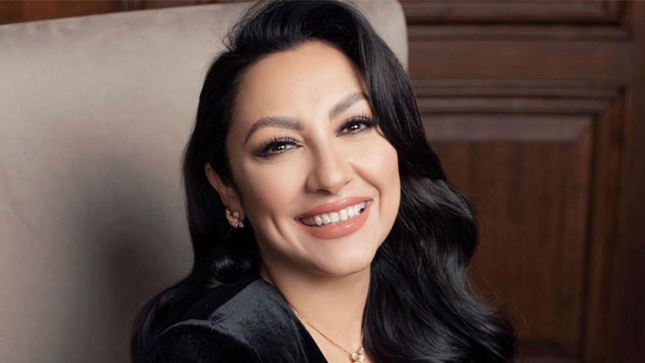 Ipostaza obraznică în care Andra Măruță a fost filmată: „Și mă vede socră-miu așa?”. Imaginile au fost surprinse într-o pauză la „Românii au talent”