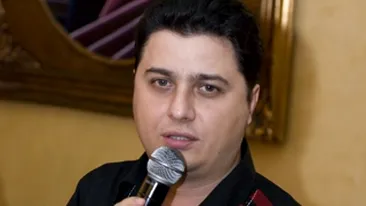 Canta ca Banica, il cheama ca pe Fuego