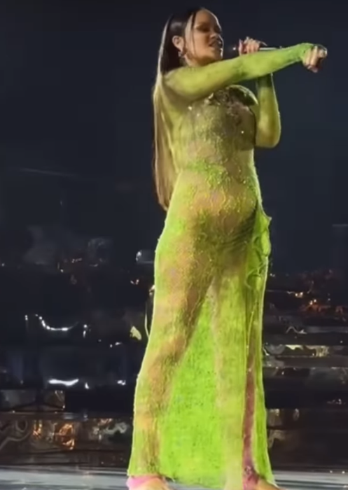 Rihanna a deschis petrecerea celei mai așteptate nunți de anul acesta/ Sursa foto: Instagram