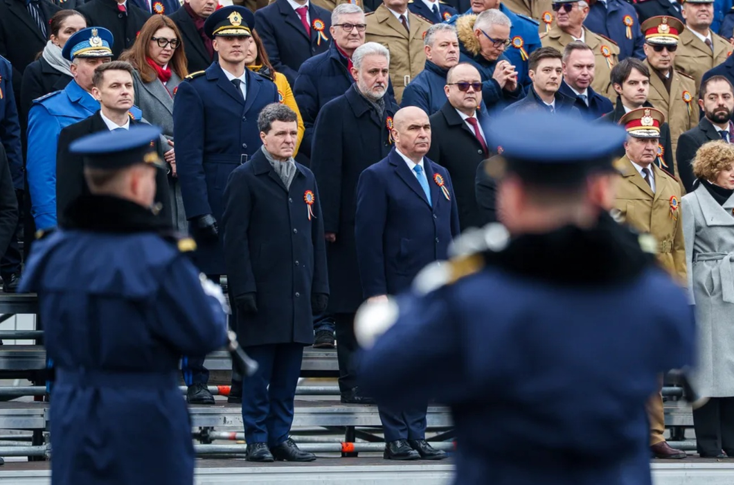 Ionuț, SPP-istul lui Nicușor Dan, a atras toate privirile la parada de 1 Decembrie. Imaginile s-au viralizat!