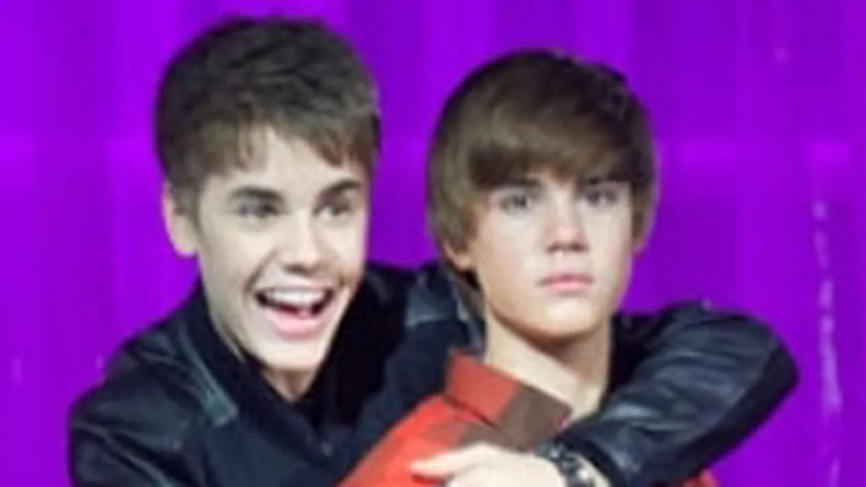 Justin Bieber are un frate geaman din ceara la Madame Tussauds