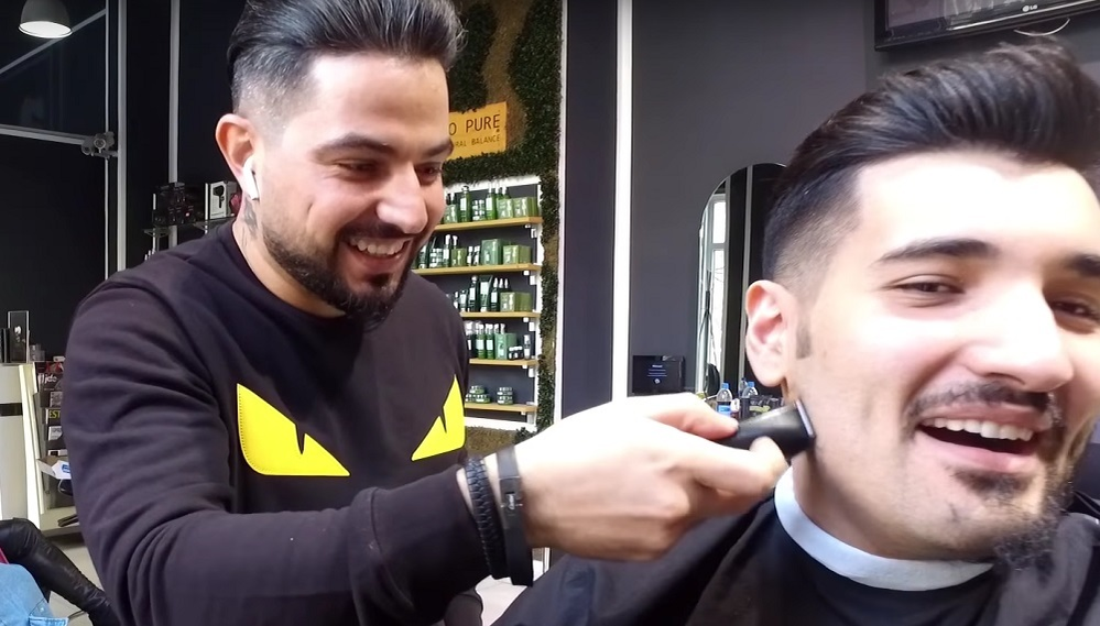 VIDEO / Nadir şi-a dat barba jos! Cum arată artistul cu noul look: are mustaţă şi barbă în stil muscă