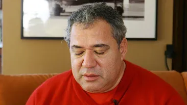 A murit acum sapte luni, stringandu-si disperat fiul! Ce a aparut acum la mormantul lui Adrian Iovan!