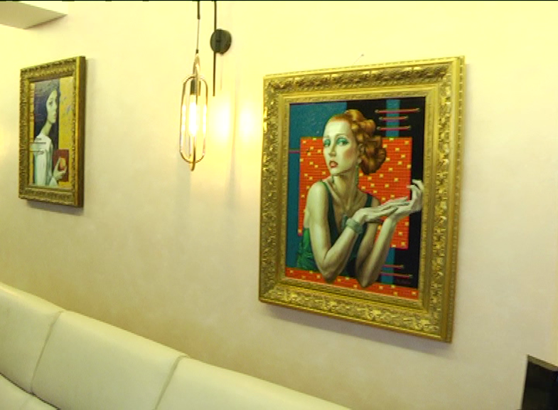 Diana Bianca, prietena lui Brigitte Pastramă, s-a mutat într-o vilă de lux. Imagini uluitoare din casa blondinei