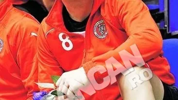 Mihnea Ionescu, proful cu care s-a iubit Sylvia, a avut o discutie incendiara cu Andrei in momentul in care i-a predat-o! L-a avertizat ca il va insela!