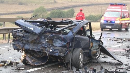 Tragedie pe o șosea între Arad și Oradea! Doi oameni au murit!