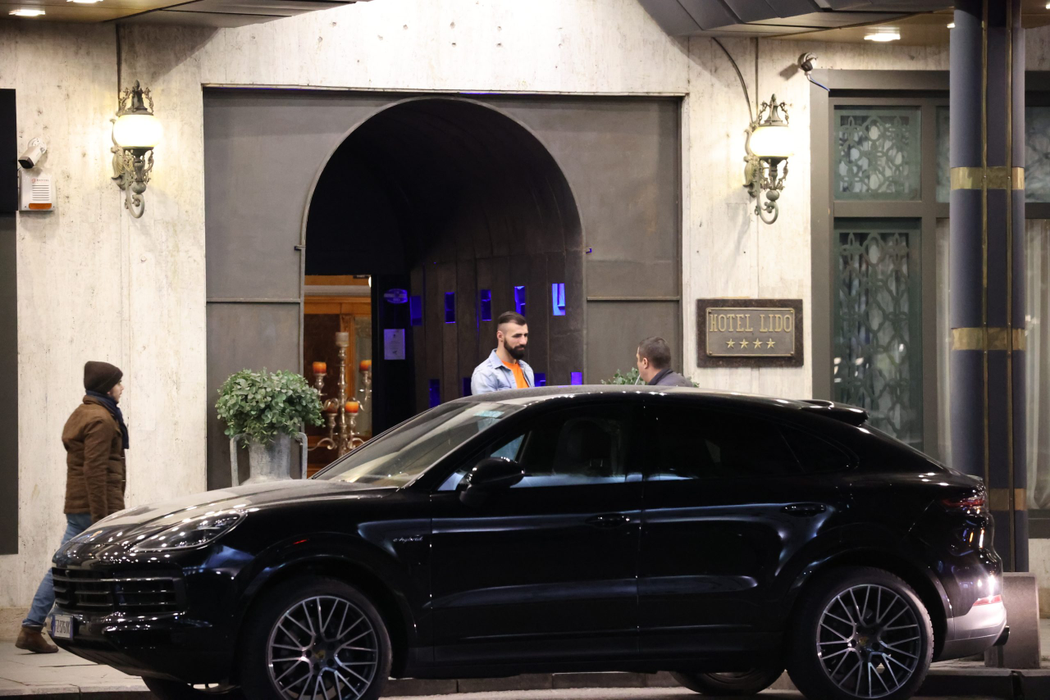 Bogdan Stoica a petrecut o seară la restaurantul Lido
