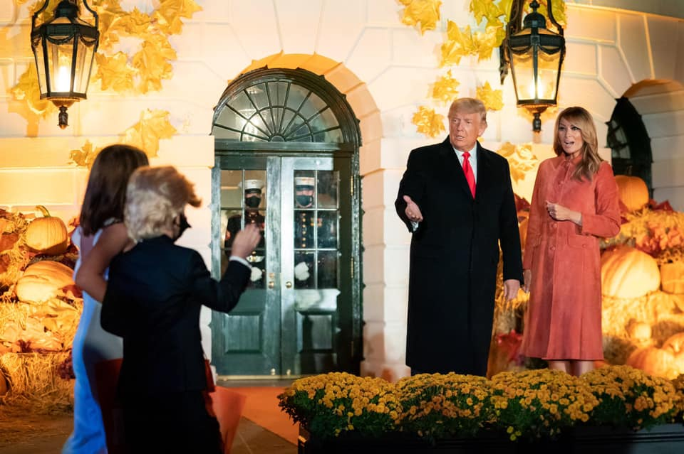 Jill Biden, apariția ravisantă la ceremonia de învestire a soțului ei în funcţia de preşedinte al SUA. Melania Trump a încălcat tradiţia transferului puterii | FOTO & VIDEO