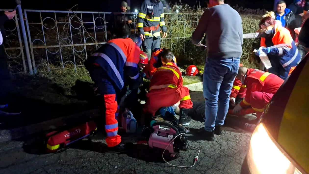 Accident teribil în Petroșani! O mașină a spulberat 6 copii de pe trecerea de pietoni