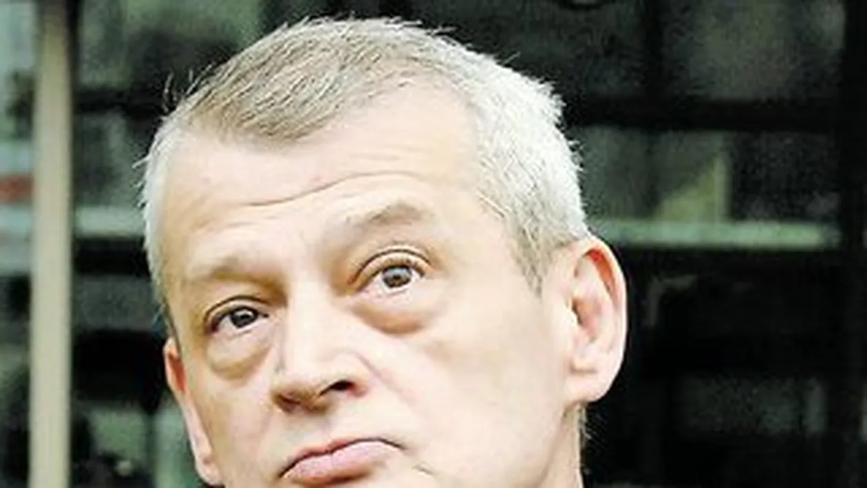 Oprescu vrea sa cumpere banda de alergat pentru o scoala