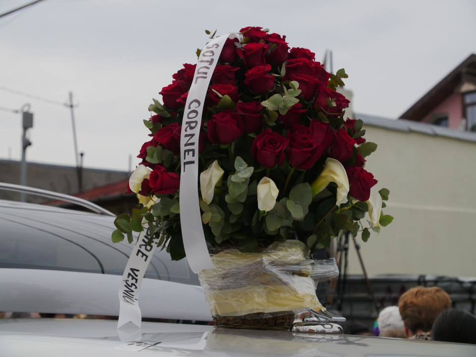 Cornel Galeş, buchet superb de trandafiri pentru Ileana Ciuculete şi un mesaj emoţionant: "Iubire veşnică"