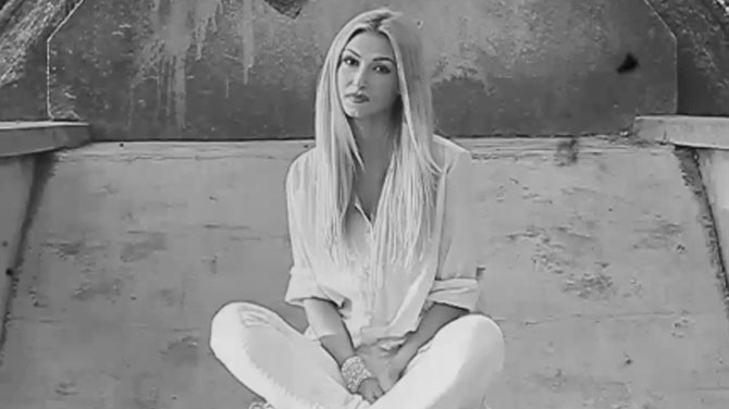 Andreea Balan, asa cum nu ai mai vazut-o niciodata! Isi arata latura sensibila si demonstreaza cat de bine poate canta