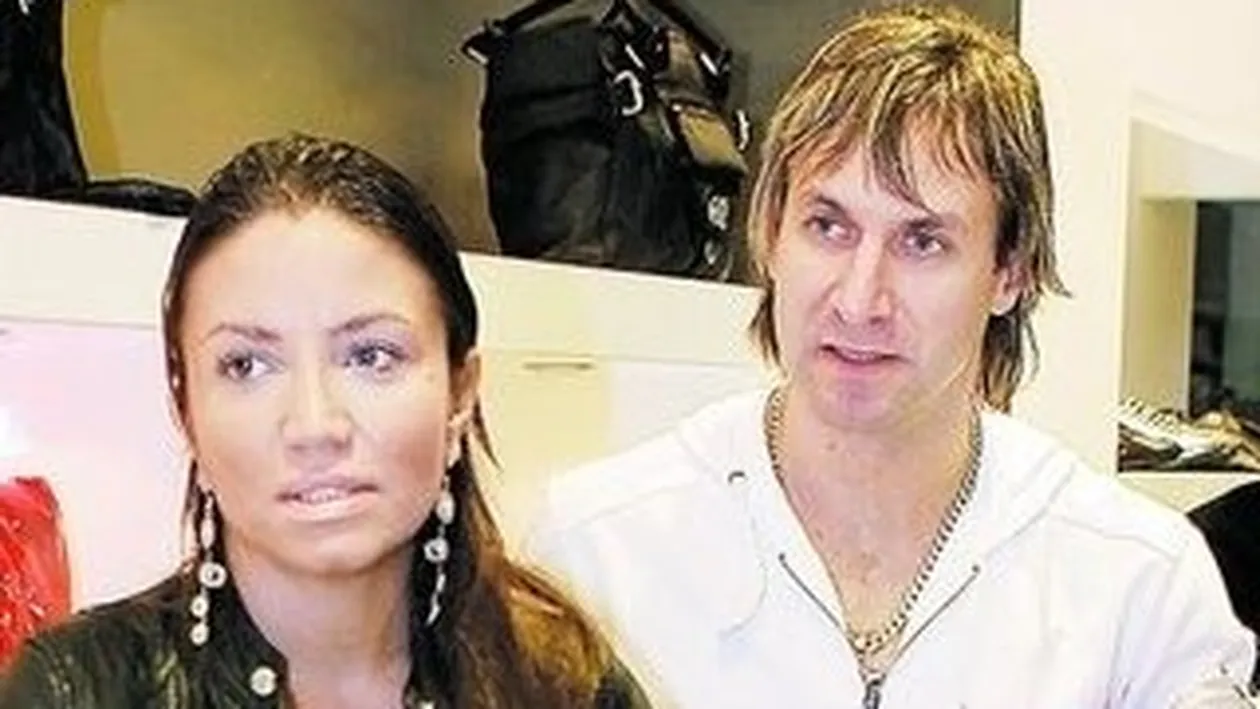 Furioasa ca nu a fost lasata sa intre la serbarea copilului, de la Liceul de Muzica George Enescu. Sotia lui Alin Oprea a bagat un paznic in spital!