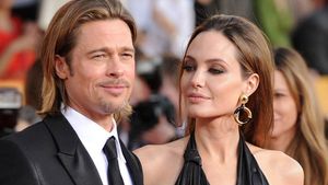 E oficial! KATE HUDSON este noua iubită a lui BRAD PITT! Chiar mama ei a confirmat zvonul