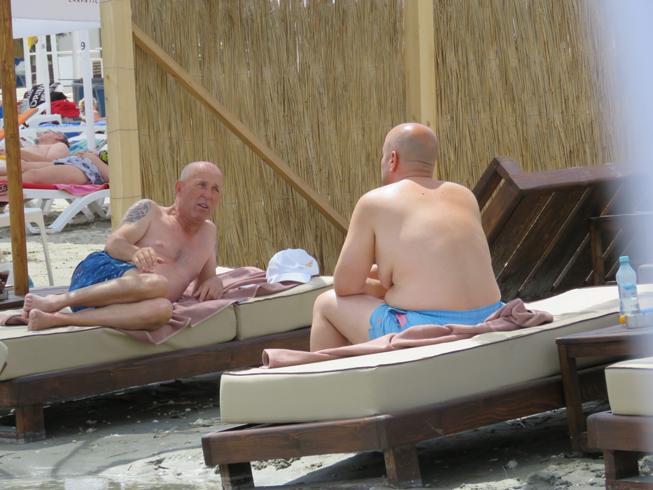 Mugur Mihăescu, ”Leana”, din Vacanța Mare, la plajă, în stațiunea Mamaia (Foto: CANCAN.RO)