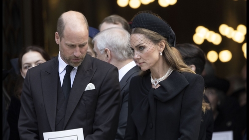 Apariția îngrijorătoare a lui Kate Middleon. Fanii s-au speriat să o vadă așa la înmormântarea Ducesei de Kent