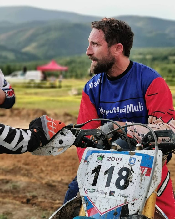 Dani Oțil a vorbit despre căsătorie și copil: ”Familia este importantă, căsătoria mai puțin. Vreau să fiu tată!”