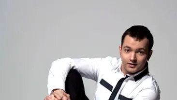 Ce cantece va amintiti de la Cenaclul Flacara? Mihai Morar v-a pregatit o editie de colectie la Rai, da' buni