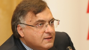 Casa lui Adamescu, perchezitionata mai bine de sapte ore! Procurorii au plecat cu bratele pline din vila omului de afaceri