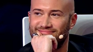 Mihai Bendeac, cu păr! Imaginile făcute publice de fosta lui dirigintă