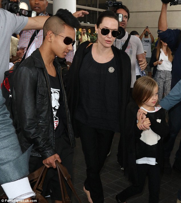 Surpriză de proporţii pentru ANGELINA JOLIE! Nu şi-a mai încăput în piele de fericire când a aflat vestea