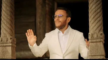 Scandal monstru cu Florin Cercel! A filmat un videoclip în curtea unei biserici și...