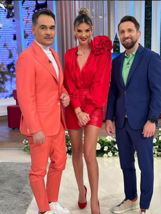 Gluma lui Ramona Olaru de la Neatza cu Răzvan și Dani a devenit virală. Pe cine caută frumoasa asistentă de la Antena 1