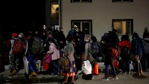 Alertă în București! Zeci de srilankezi, aduși cu promisiunea că vor fi repatriați, au aflat că nu există nicio cursă către țara lor / Ce măsuri au luat autoritățile