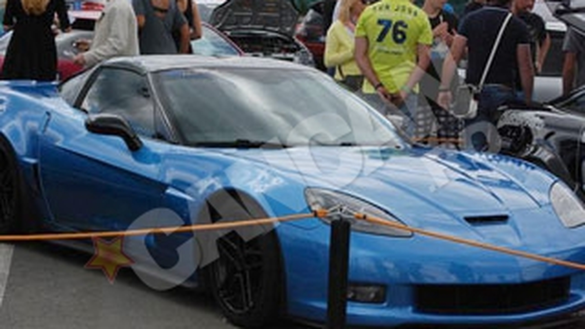Sute de cai putere, dezveliti la un tuning show