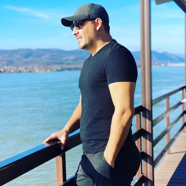 Ștefan Stan: „Am stat puțin cu teamă pentru că s-a născut prematur!” Artistul a devenit tată pentru a doua oară și povestește totul pentru CANCAN.RO!