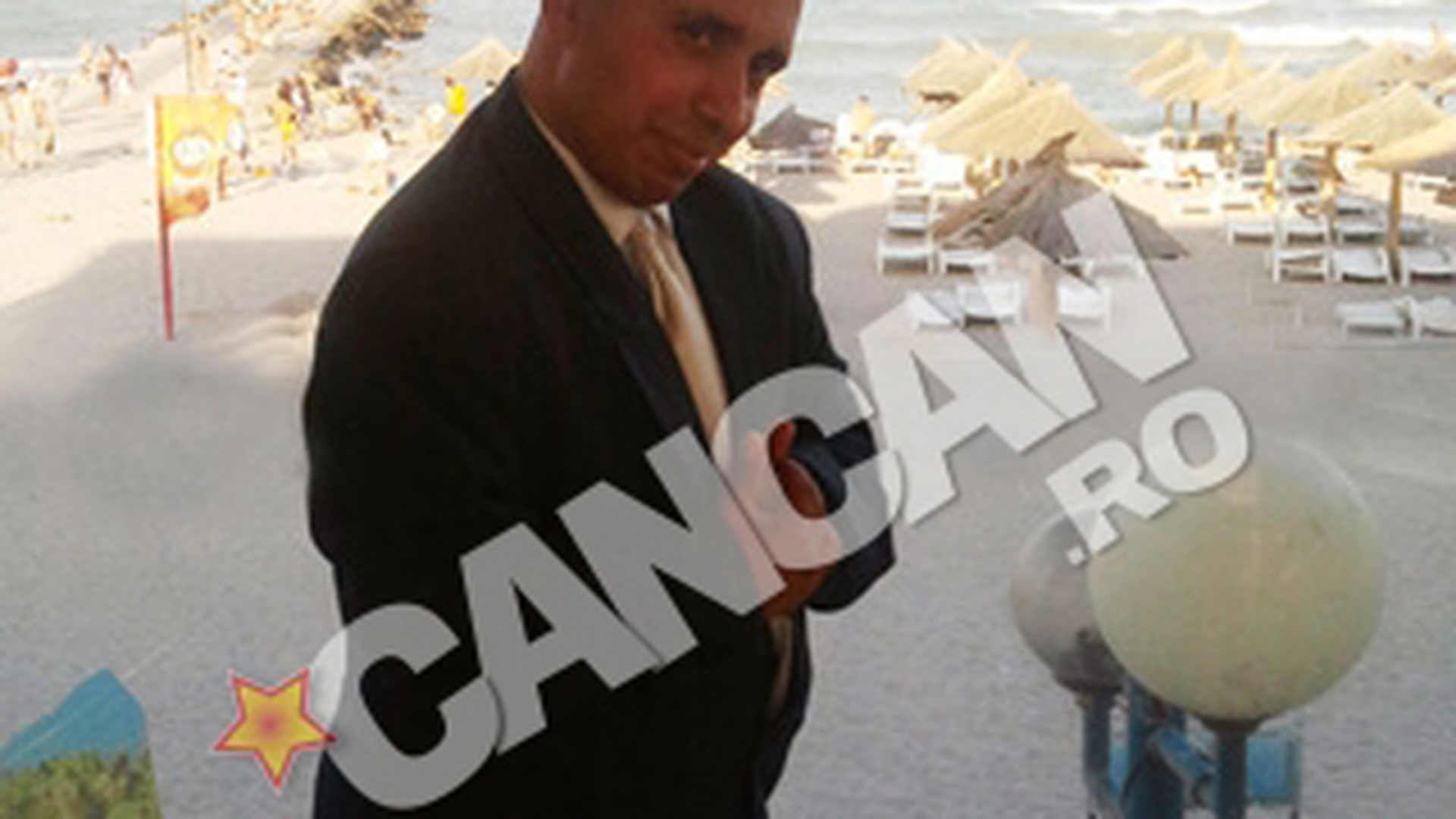 Atmosfera de la Lady Gaga e minciuna pe langa ce face Gigel Frone in discoteca la mare! A inceput cu "Americano", iar la "Mili se mou" toti erau in genunchi! Zeci de oameni ii scandau numele in delir