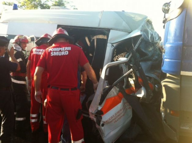Tragedie fără margini! Copiii care ar fi trebuit să primească rinichii care au ajuns la Victor Socaciu au murit când se întorceau de la dializă