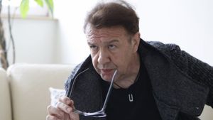 GABRIEL COTABIŢĂ a ajuns din nou pe patul de spital! Ce s-a întâmplat cu artistul