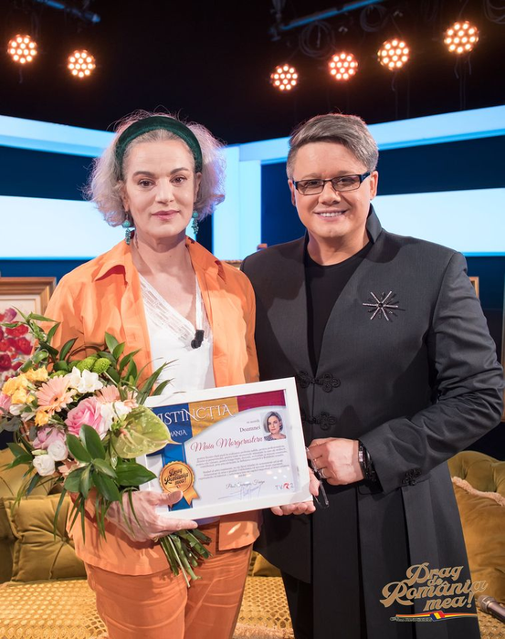 Preşedintele Academiei Române, Ioan Aurel Pop, actriţa Maia Morgenstern și cuplul Alina Sorescu și Alexandru Ciucu, în debutul noului sezon „Drag de România mea!”